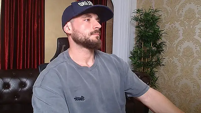 Snapshot of AdamJamesonn chatting on March 14, 2025, 11:34 am AdamJamesonn online show from March 14, 2025, 11:34 am