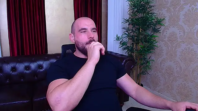 Snapshot of AdamJamesonn chatting on September 22, 2025, 5:20 am AdamJamesonn online show from September 22, 2025, 5:20 am