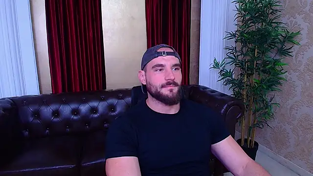 Snapshot of AdamJamesonn chatting on September 25, 2025, 5:33 am AdamJamesonn online show from September 25, 2025, 5:33 am