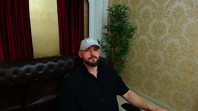 Snapshot of AdamJamesonn chatting on November 30, 2025, 5:33 am AdamJamesonn online show from November 30, 2025, 5:33 am