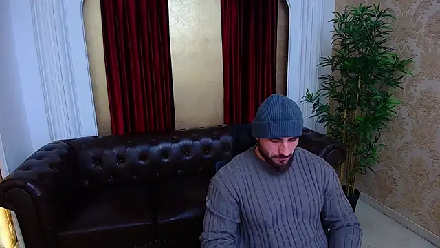 Snapshot of AdamJamesonn chatting on December 14, 2025, 5:46 am AdamJamesonn online show from December 14, 2025, 5:46 am