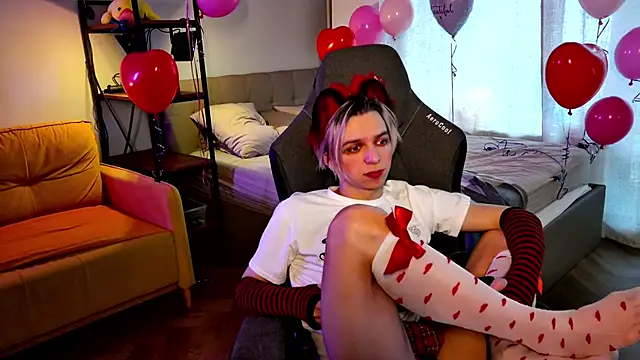 leon yuugen online show from February 17, 2025, 7:37 am