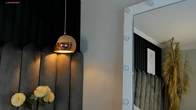 Snapshot of chelsea_bolton_ chatting on October 29, 2025, 12:18 pm chelsea bolton online show from October 29, 2025, 12:18 pm