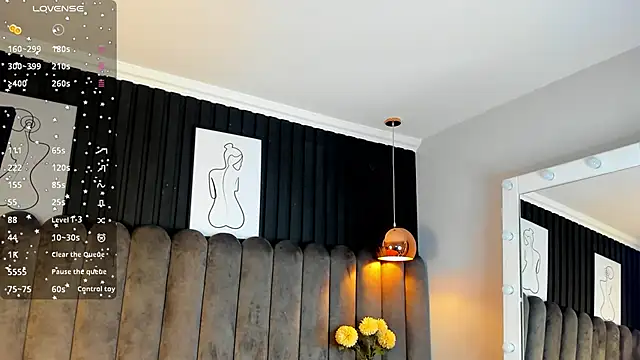 Snapshot of chelsea_bolton_ chatting on December 2, 2025, 12:21 pm chelsea bolton online show from December 2, 2025, 12:21 pm