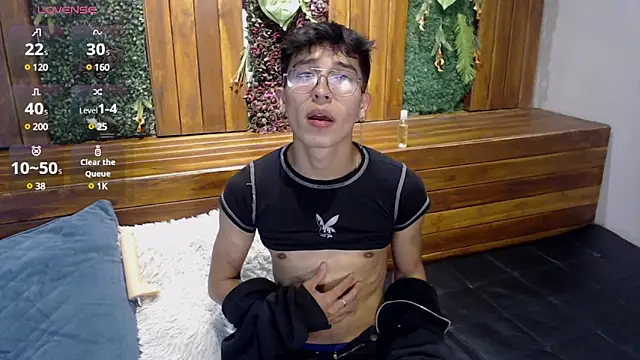 Snapshot of tim__fox chatting on January 31, 2025, 7:40 pm tim fox online show from January 31, 2025, 7:40 pm