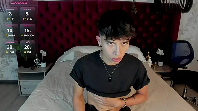 Snapshot of tim__fox chatting on February 28, 2025, 8:39 pm tim fox online show from February 28, 2025, 8:39 pm