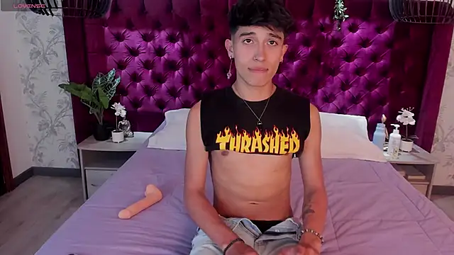 Snapshot of tim__fox chatting on March 2, 2025, 8:40 pm tim fox online show from March 2, 2025, 8:40 pm