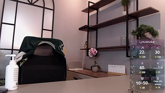 Snapshot of tim__fox chatting on March 4, 2025, 10:49 pm tim fox online show from March 4, 2025, 10:49 pm