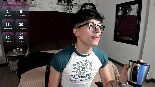 Snapshot of tim__fox chatting on October 14, 2025, 11:22 am tim fox online show from October 14, 2025, 11:22 am