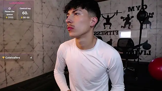 Snapshot of tim__fox chatting on October 15, 2025, 11:32 am tim fox online show from October 15, 2025, 11:32 am