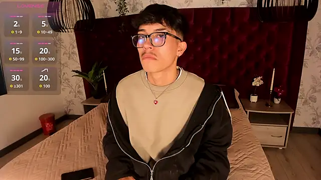 Snapshot of tim__fox chatting on November 17, 2025, 12:22 pm tim fox online show from November 17, 2025, 12:22 pm