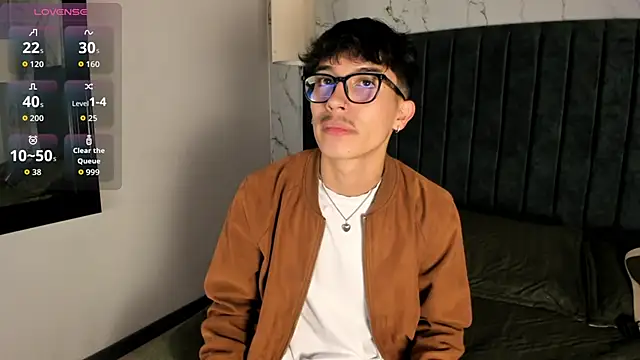 Snapshot of tim__fox chatting on November 19, 2025, 12:05 pm tim fox online show from November 19, 2025, 12:05 pm