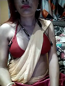 Snapshot of SANA-LEONI chatting on October 15, 2025, 2:39 pm SANA-LEONI online show from October 15, 2025, 2:39 pm