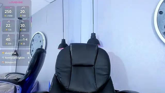 Sara conde online show from October 30, 2025, 4:08 pm