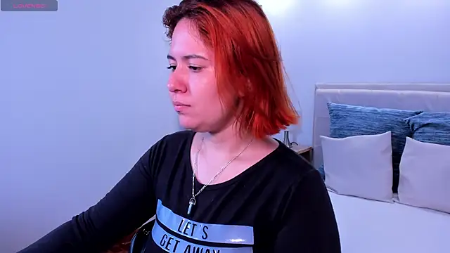 zoes milee online show from January 24, 2025, 11:37 am