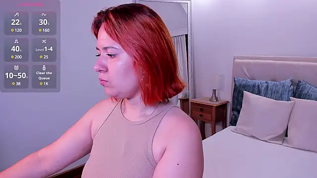 zoes milee online show from February 3, 2025, 11:20 am