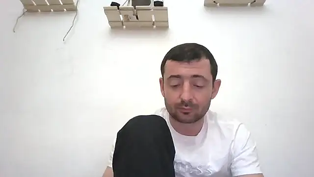 Snapshot of SeX_roomX chatting on January 31, 2025, 12:39 am SeX roomX online show from January 31, 2025, 12:39 am