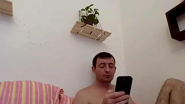 Snapshot of SeX_roomX chatting on September 27, 2025, 4:34 pm SeX roomX online show from September 27, 2025, 4:34 pm