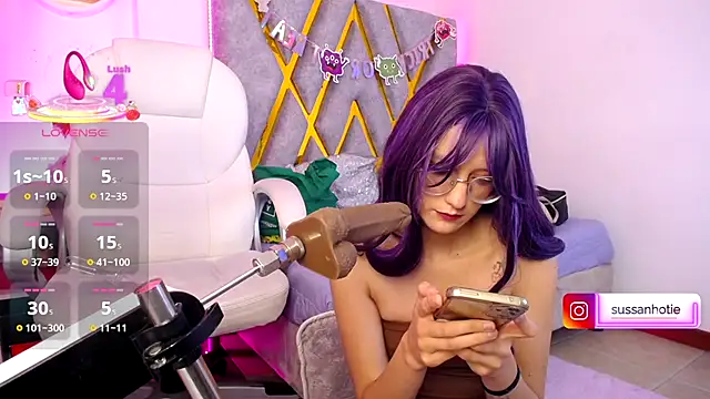 Snapshot of SussanHottye1_ chatting on November 28, 2025, 10:07 am SussanHottye1 online show from November 28, 2025, 10:07 am