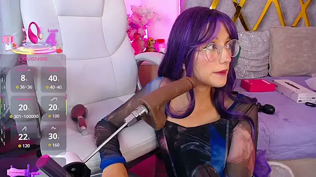 Snapshot of SussanHottye1_ chatting on December 2, 2025, 10:20 am SussanHottye1 online show from December 2, 2025, 10:20 am