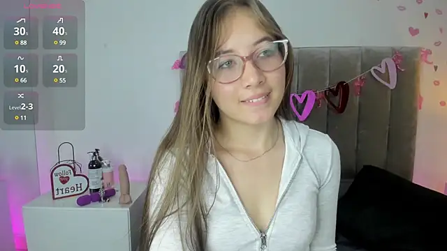 Snapshot of Dahlia_Rousse chatting on February 26, 2025, 8:33 pm Dahlia Rousse online show from February 26, 2025, 8:33 pm