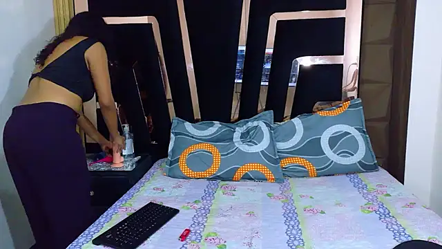 SolEvanss online show from October 28, 2025, 2:20 pm