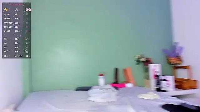 Snapshot of LovelyNickii chatting on March 2, 2025, 4:21 pm LovelyNickii online show from March 2, 2025, 4:21 pm