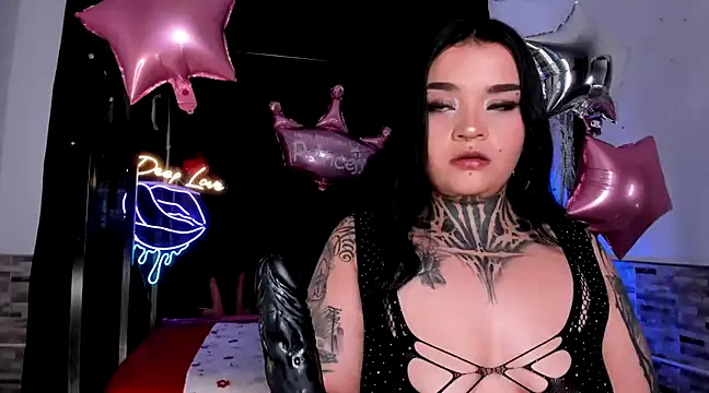 Snapshot of amyswallow7 chatting on March 14, 2025, 10:16 pm amyswallow7 online show from March 14, 2025, 10:16 pm