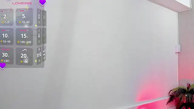 Snapshot of Luxury_Woman chatting on November 27, 2025, 3:52 am Luxury Woman online show from November 27, 2025, 3:52 am