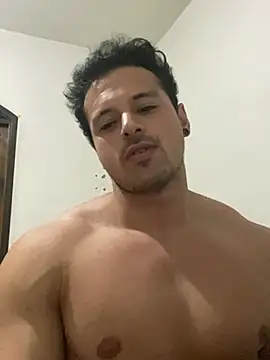 Snapshot of Lucasfit24 chatting on January 24, 2025, 1:03 am Lucasfit24 online show from January 24, 2025, 1:03 am