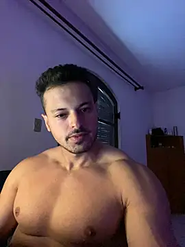 Snapshot of Lucasfit24 chatting on February 25, 2025, 12:03 pm Lucasfit24 online show from February 25, 2025, 12:03 pm