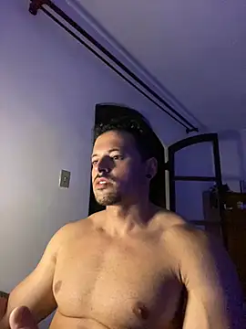 Snapshot of Lucasfit24 chatting on March 12, 2025, 11:33 pm Lucasfit24 online show from March 12, 2025, 11:33 pm