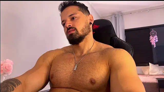 Snapshot of Lucasfit24 chatting on November 16, 2025, 3:28 pm Lucasfit24 online show from November 16, 2025, 3:28 pm