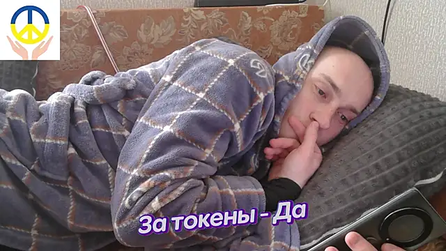 Snapshot of johnny_positive chatting on February 18, 2025, 10:27 am johnny positive online show from February 18, 2025, 10:27 am