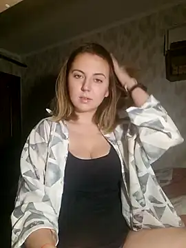 Snapshot of Melenka chatting on January 21, 2025, 11:55 pm Melenka online show from January 21, 2025, 11:55 pm