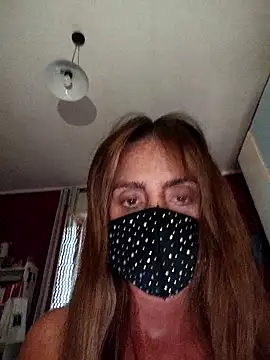 Akemi rossi online show from September 15, 2025, 10:26 am