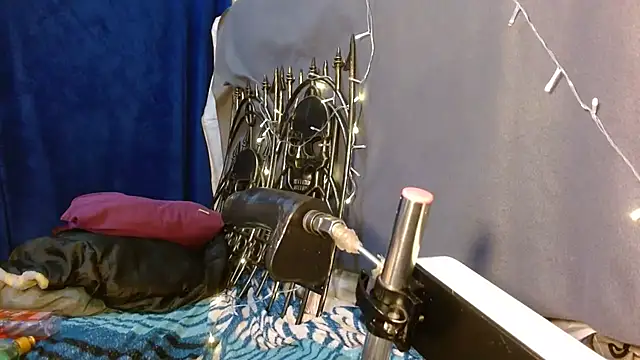 kattislut77 online show from November 23, 2025, 6:52 pm