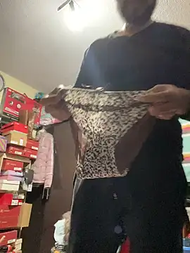 leonardohot1987 online show from January 14, 2025, 4:47 am