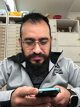 leonardohot1987 online show from January 24, 2025, 5:42 pm