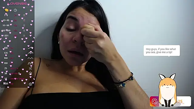 Snapshot of Anddyy__ chatting on February 13, 2025, 5:33 pm Anddyy online show from February 13, 2025, 5:33 pm