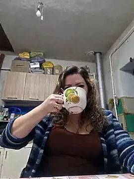 Snapshot of Jyleta chatting on October 25, 2025, 11:54 pm Jyleta online show from October 25, 2025, 11:54 pm