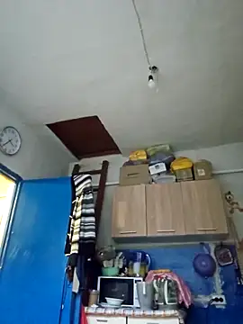 Snapshot of Jyleta chatting on November 7, 2025, 1:33 pm Jyleta online show from November 7, 2025, 1:33 pm