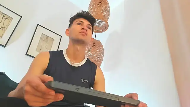 orlando yate online show from February 19, 2025, 11:25 pm