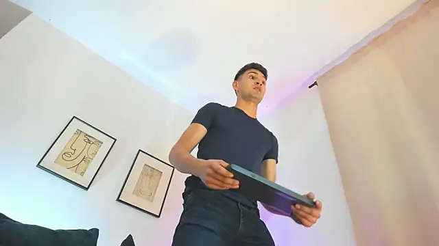 orlando yate online show from March 15, 2025, 10:11 pm