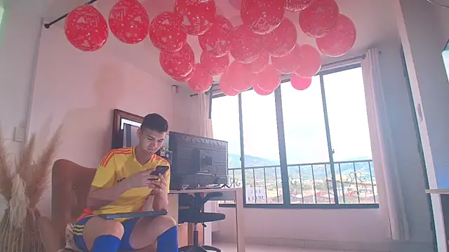 orlando yate online show from September 21, 2025, 6:42 pm