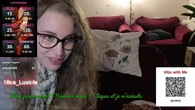 Snapshot of Miss_luxiole chatting on October 5, 2025, 8:07 pm Miss luxiole online show from October 5, 2025, 8:07 pm