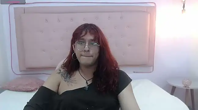 Snapshot of kathepickmanx chatting on February 8, 2025, 2:36 am kathepickmanx online show from February 8, 2025, 2:36 am