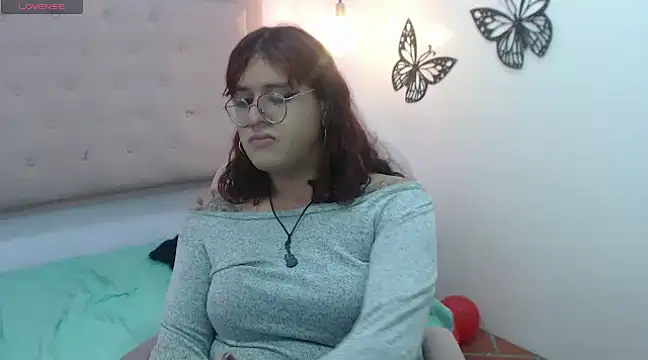 Snapshot of kathepickmanx chatting on February 21, 2025, 5:56 am kathepickmanx online show from February 21, 2025, 5:56 am