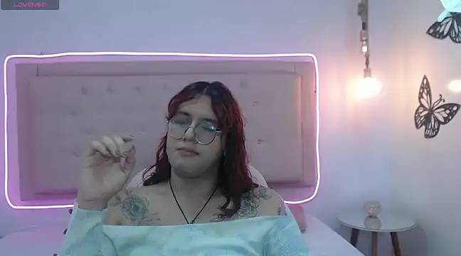 Snapshot of kathepickmanx chatting on March 13, 2025, 3:44 am kathepickmanx online show from March 13, 2025, 3:44 am