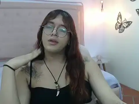 Snapshot of kathepickmanx chatting on March 20, 2025, 3:13 am kathepickmanx online show from March 20, 2025, 3:13 am